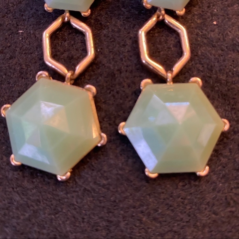 Green & gold earrings - Picture 2 of 11